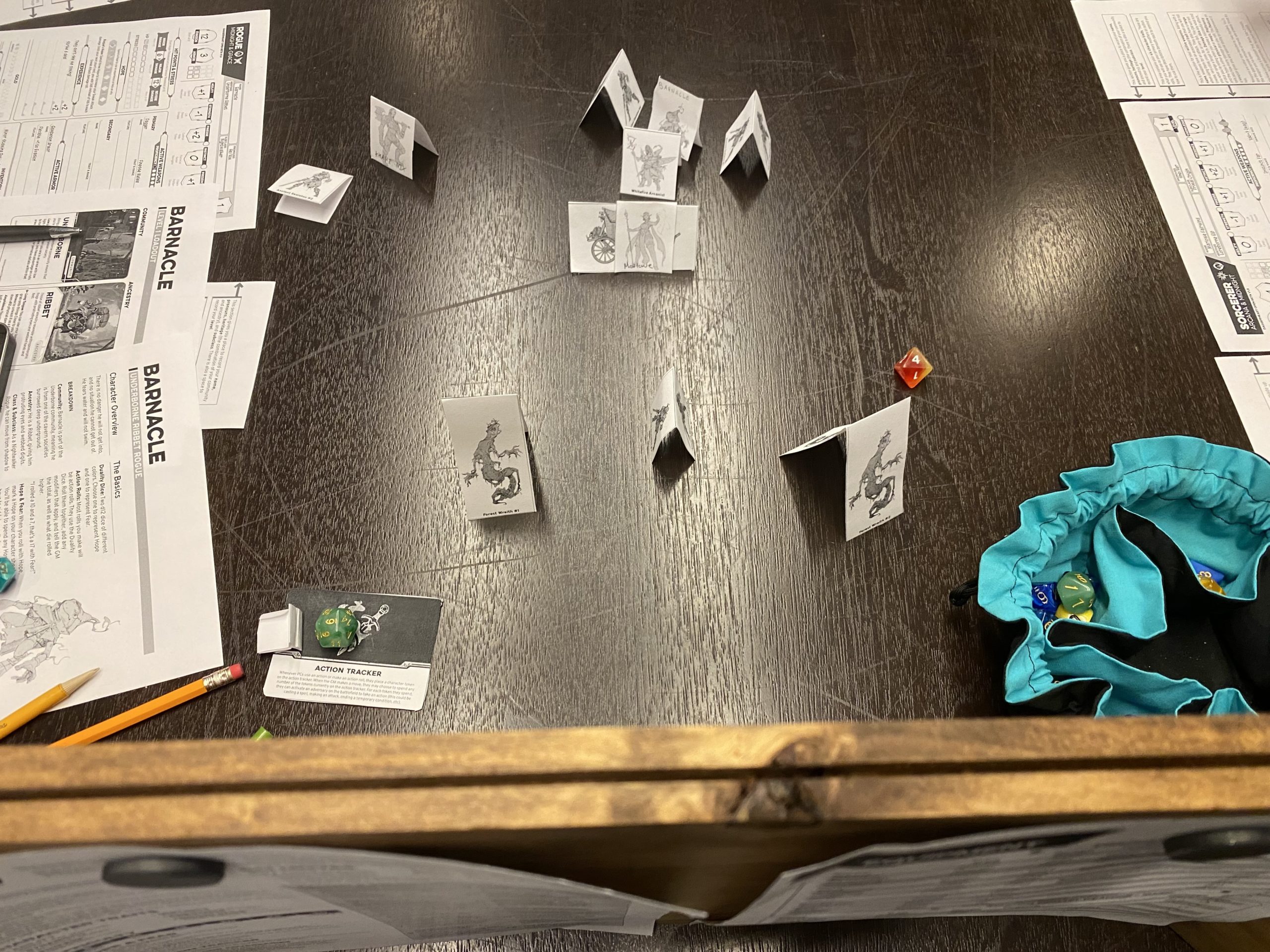 Maps and Minis or Theater of the Mind for Daggerheart?